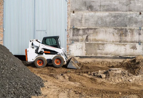 How-to-operate-a-skid-steer-hero-image